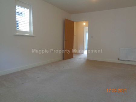 Price £1,750 pcm - Available Now - Unfurnished - Photo 3