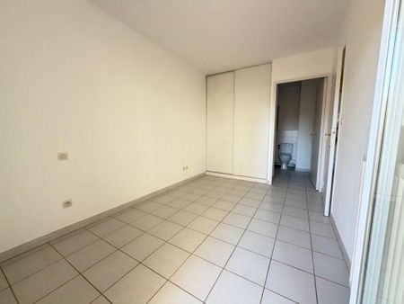 Location Appartement 2 pièces 35m² MONTPELLIER 34000 - Photo 2
