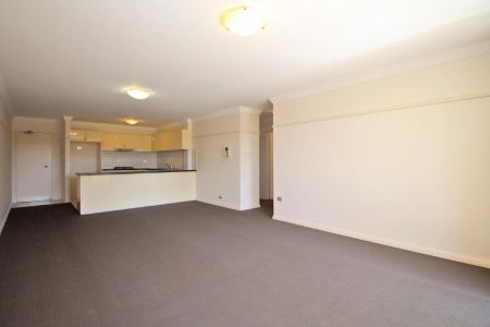 STUNNING, GREAT VALUE, APARTMENT FOR LEASE - Photo 2