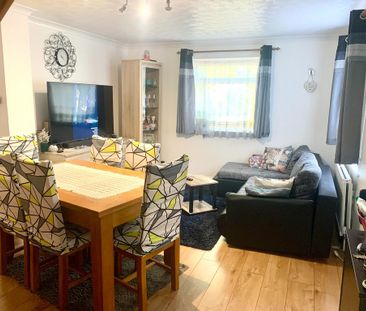 2 bedroom house to rent - Photo 3