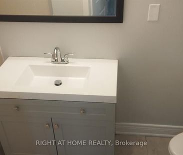 For Lease - 32 CONLINS RD Road, Toronto, Ontario - Photo 6