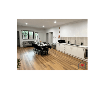 Rooming House - Shared Accommodation with Private Rooms & Comfort -... - Photo 6