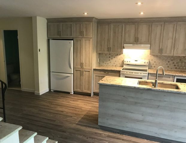 À louer / Maison à étages - Photo 1