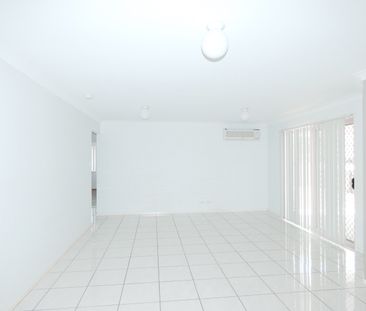 AMAZING FAMILY HOME ON A PEACEFUL STREET! - Photo 6