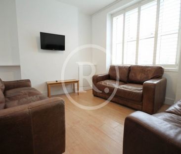 1 Bed - Trefechan, Aberystwyth, Ceredigion - Photo 3