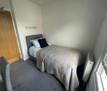 1 bedroom house of multiple occupation to rent - Photo 3