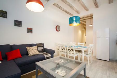 Carrer dels Tallers, Barcelona, Catalonia 08001 - Photo 2