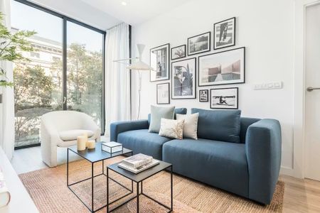 Carrer de Villarroel, Barcelona, Catalonia 08036 - Photo 4