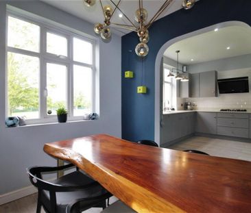 4 bedroom semi-detached house to rent - Photo 4