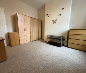 2 bedroom duplex to rent - Photo 3