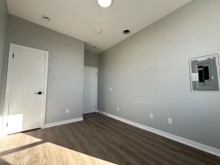 For Lease - 9 Wellington Street Unit# C, Aurora, Ontario - Photo 2