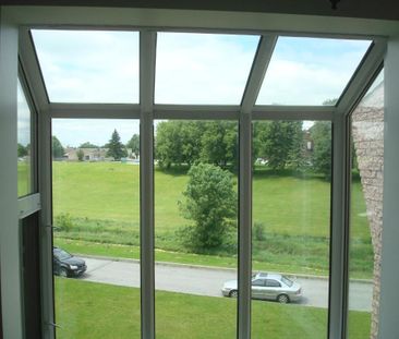 5 1/2 premier étage dans un 6 logements - Photo 1