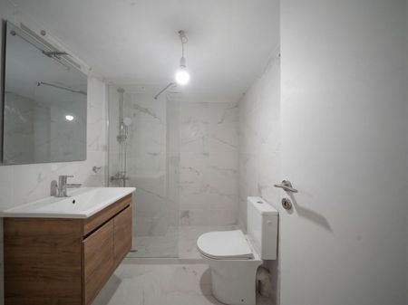 Κτίριο για ενοικίαση Παλαιά Κοκκινιά (Καμίνια – Παλαιά Κοκκινιά) - Photo 2