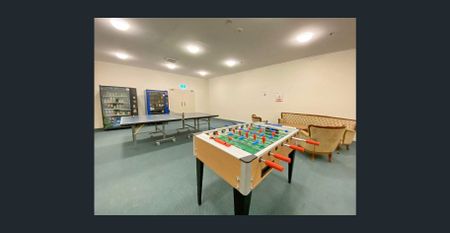 Studio next to USDY and Broadway shopping center - Photo 5