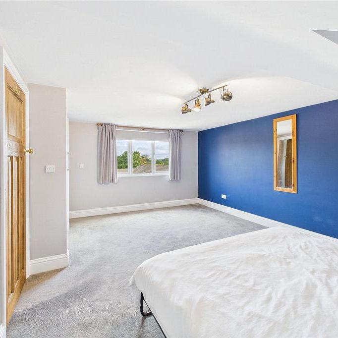5 bedroom semi-detached house to rent - Photo 1