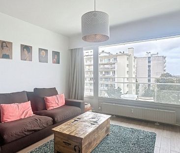 Appartement te huur in Ukkel voor € 1.100 met 2 slaapkamers - Photo 3