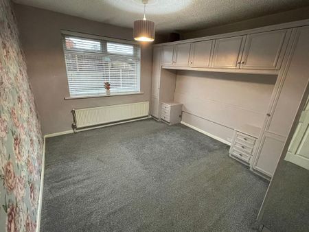 2 bedroom detached bungalow to rent - Photo 3
