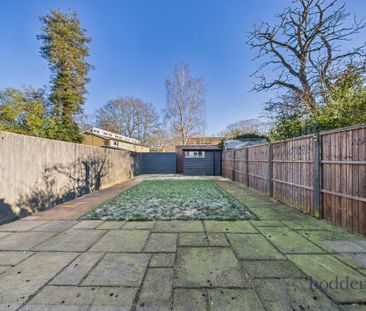 4 bedroom terraced house to rent - Photo 1