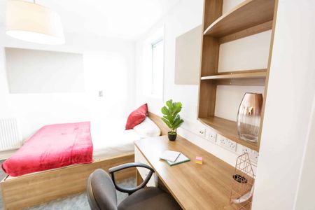 Silver Ensuite - Photo 5