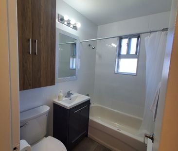 For Lease - 135 Woodward Avenue, Toronto, Ontario - Photo 6