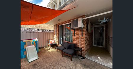 Recent Renovated 2 Bed Unit in a Convenient Location - Photo 5