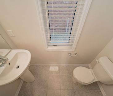 For Lease - 135 Esther Crescent, Thorold, Ontario - Photo 6