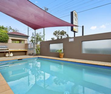 Two-Bedroom Unit Situated in the Heart of Mermaid Beach - Photo 1