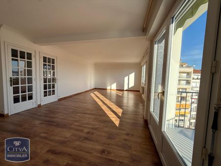 Location Appartement 4 pièces 96m² LIMOGES 87000 - Photo 3