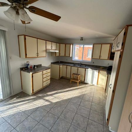 Grand 5½ rénové à St-Hubert - Photo 3