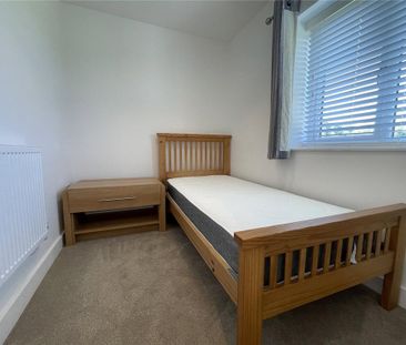 3 bedroom semi-detached house to rent - Photo 5