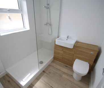 1 bedroom semi-detached bungalow to rent - Photo 6