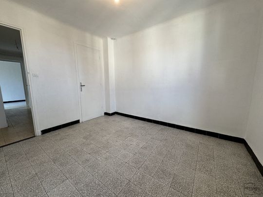 Location Appartement 3 pièces 64m² NARBONNE 11100 - Photo 1