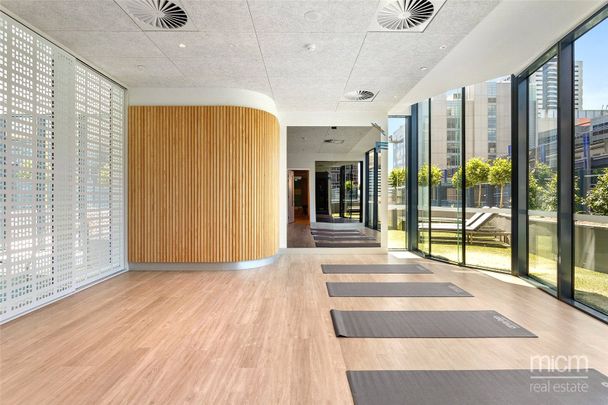 3803/560 Lonsdale Street - Photo 1