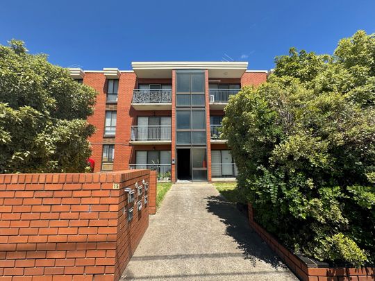 12/13-15 Maribyrnong Road, Ascot Vale VIC 3032 - Photo 1