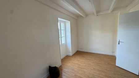 Location Appartement 2 pièces 53m² - Photo 3