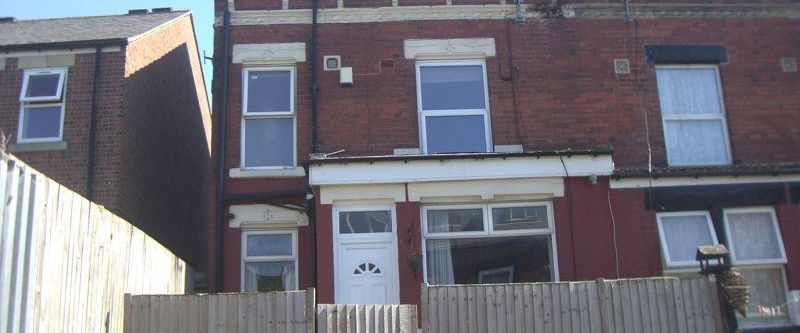 2 bedroom terraced house to rent - Photo 1