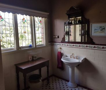 Studio sized rooms for rent in heritage Sandstone House on 2500sq m... - Photo 6