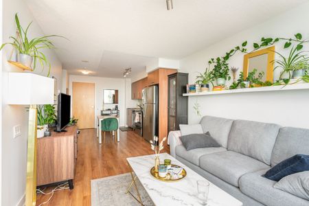 For Lease - 1048 Broadview Avenue Unit# 1504, Toronto, Ontario - Photo 2