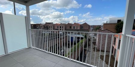 Appartement te huur in Kortrijk voor € 995 met 2 slaapkamers - Photo 3