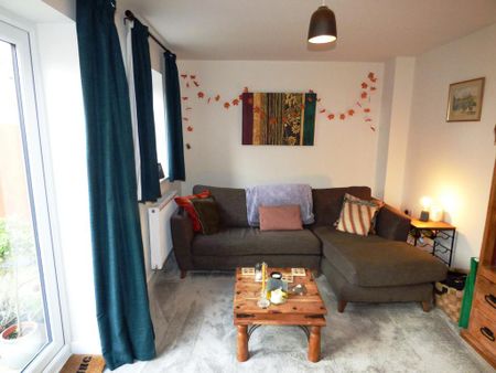 3 bedroom terraced house to rent - Photo 4