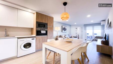 2-bedroom apartment for rent in Chamartín - Photo 5