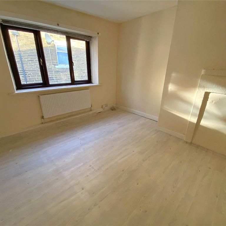 2 bedroom semi-detached house to rent - Photo 1