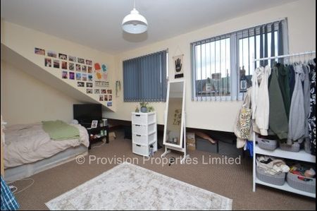 6 Bedroom Student Properties - Photo 2