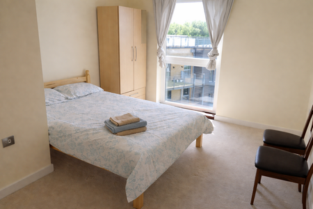 2 bedroom flat to rent - Photo 2