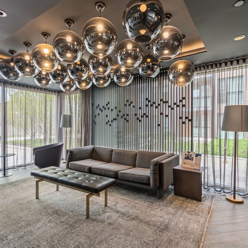 For Lease - 210 Sabina Drive Unit# 204, Oakville, Ontario - Photo 1