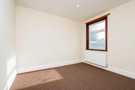 5 bedroom terraced house to rent - Photo 2