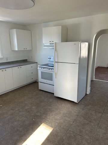 190 Montfort Street - 1 - Photo 3