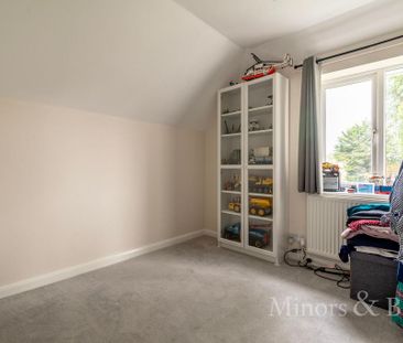 3 bedroom semi-detached house to rent - Photo 2