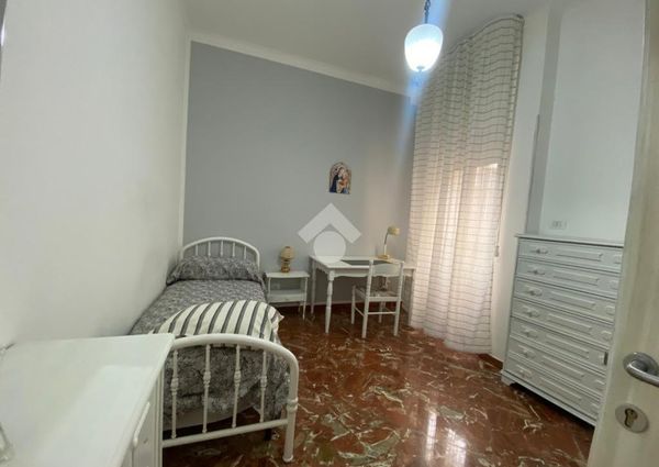 6 locali in affitto