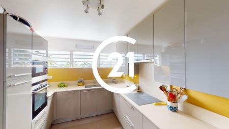 Location Appartement 89.00m² 3 pièces Fort de france - Photo 4